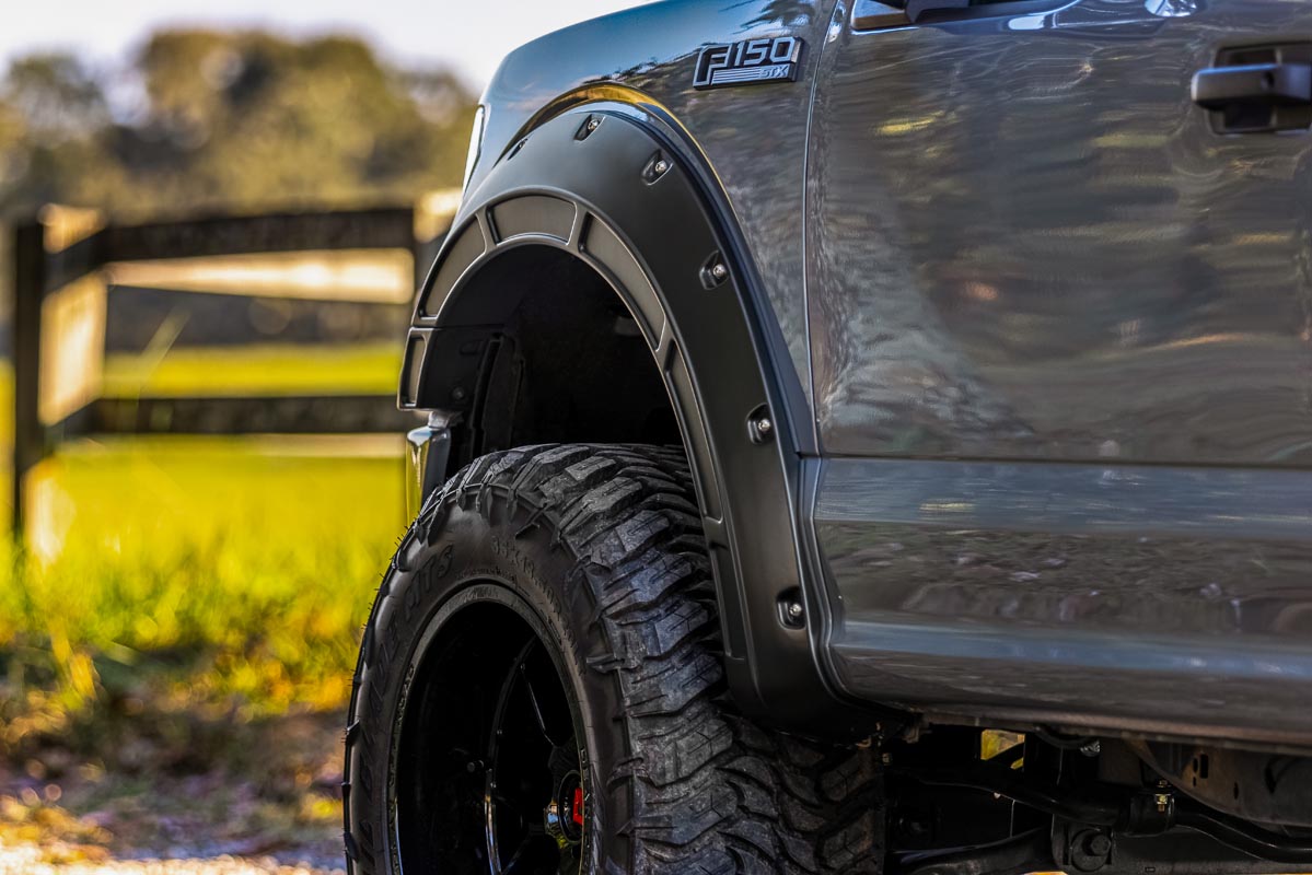 Ford F-150 Fender Flares - Rough Country - Defender - Agate Black - '15-'20